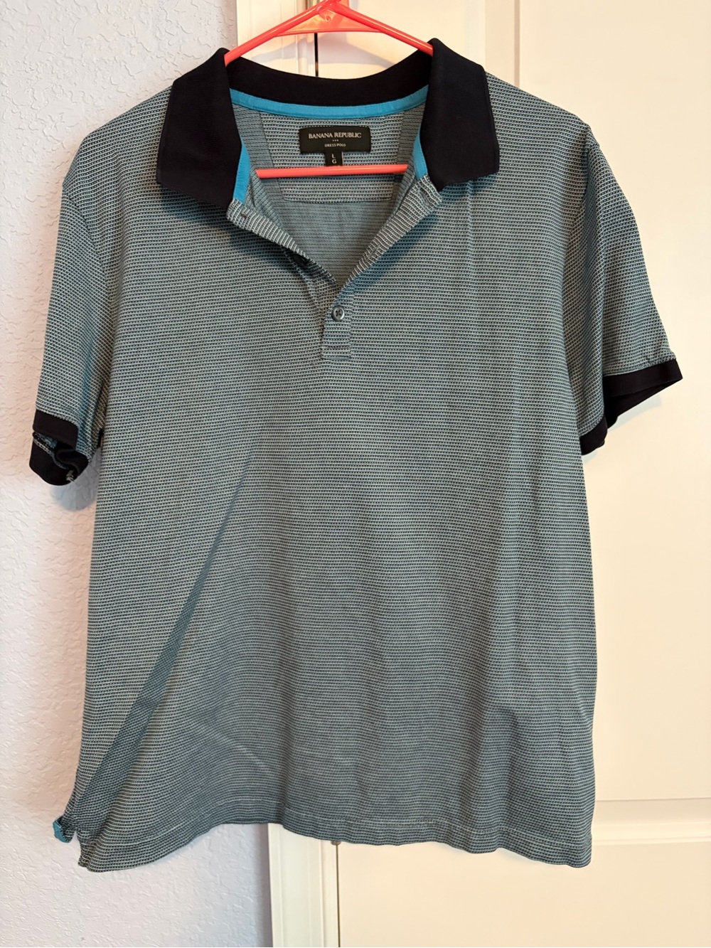 NWOT Banana Republic Men’s Teal Micro-Stripe Polo with Deep Blue Trim